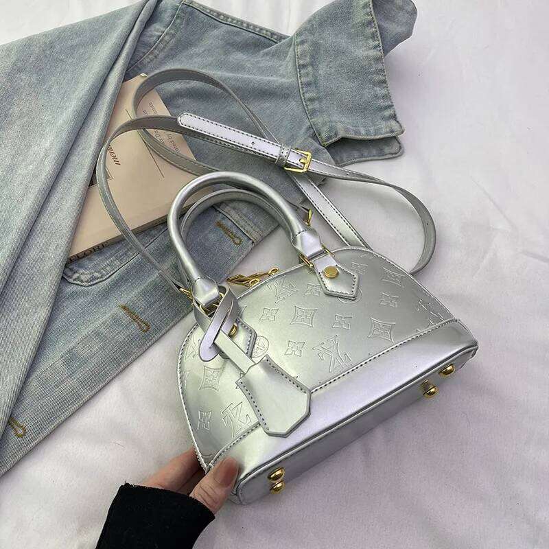 Classic Shell Luxurious Finish With Smooth Design Single Shoulder Crossbody Bag - Women's Style