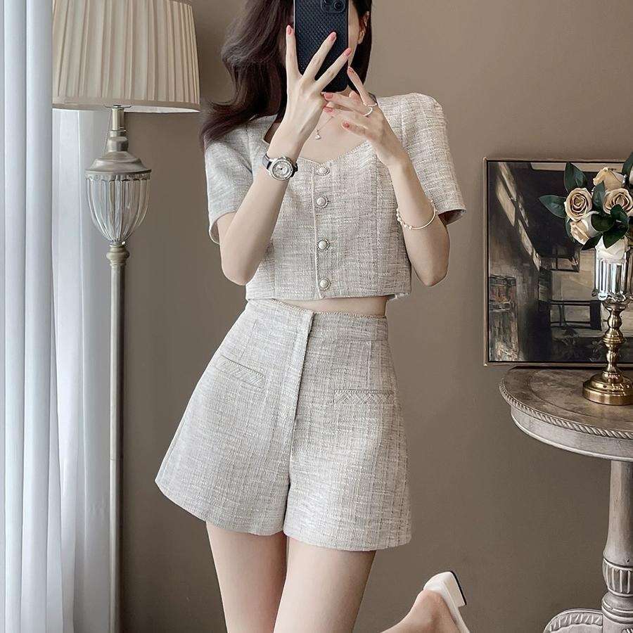 Designer 2026 2026 Summer Collection: Women's High-waisted Fashionable Chic Wide-leg Shorts Set, Youthful Luxury And Elegant Two-piece Outfit Fre