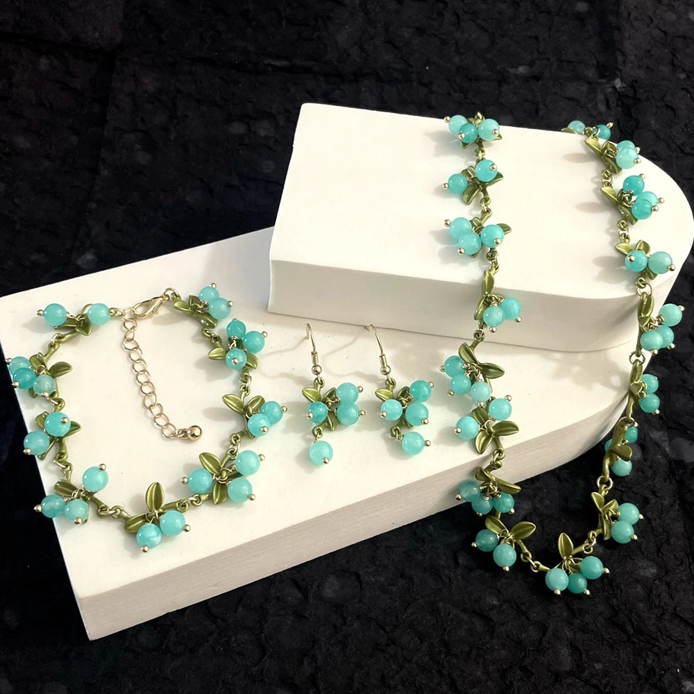 retro French forest plant baked paint flower berry cranberry natural stone earrings bracelet necklace set 260430