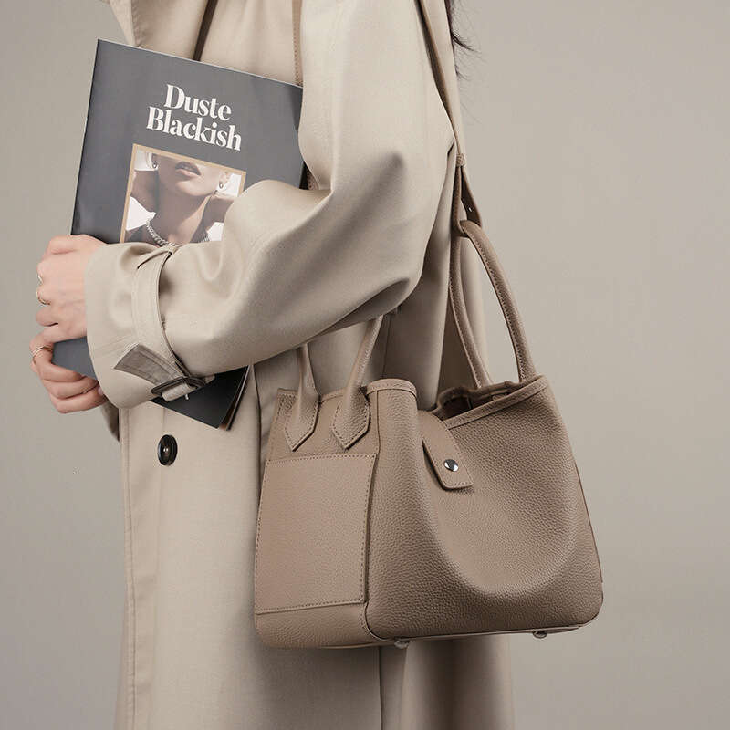 Top Layer Cowhide Niche Design Genuine Basket Bag Women Elegant Soft Leather Bucket Handbag For Commuting SENYY