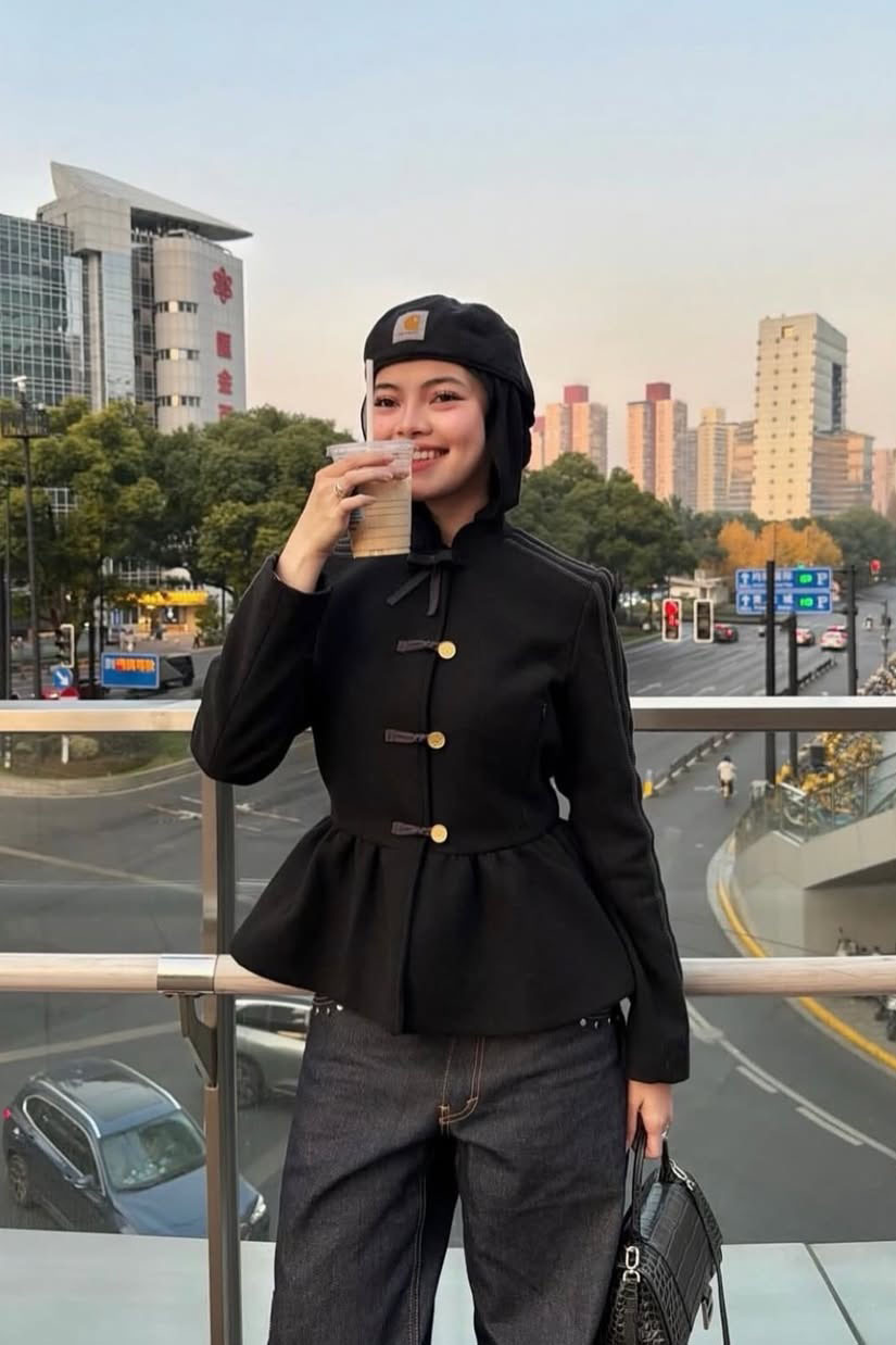 2026 new Autumn/Winter New Chinese Style Button - decorated Three - stripe Set Retro Stand - collar Waist - cinching Ruffled Jacket Top