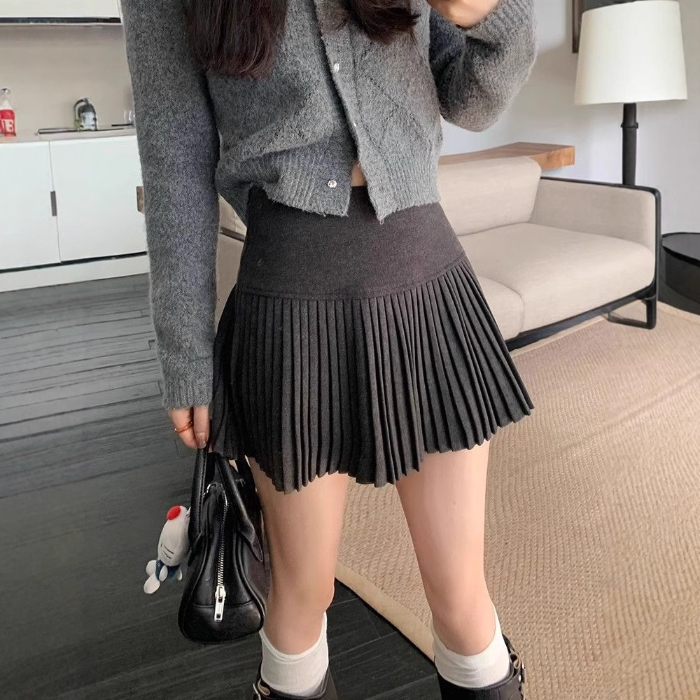 Spring Autumn Winter Thickened Pleated Designer Skirt A Line Mini Skirt With Safety Pants Slim Casual Daily Streetwear Versatile Half Short Skirt For 