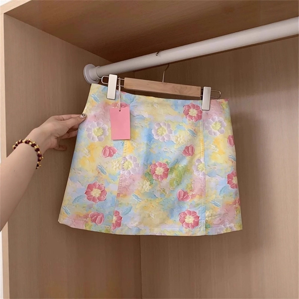 2026 New Arrival Dopamine Dressing Designer Skirt Summer Petite Figure Slim Spice Girl Style Low Waist High Waist Half Skirt Casual Versatile Streetwe