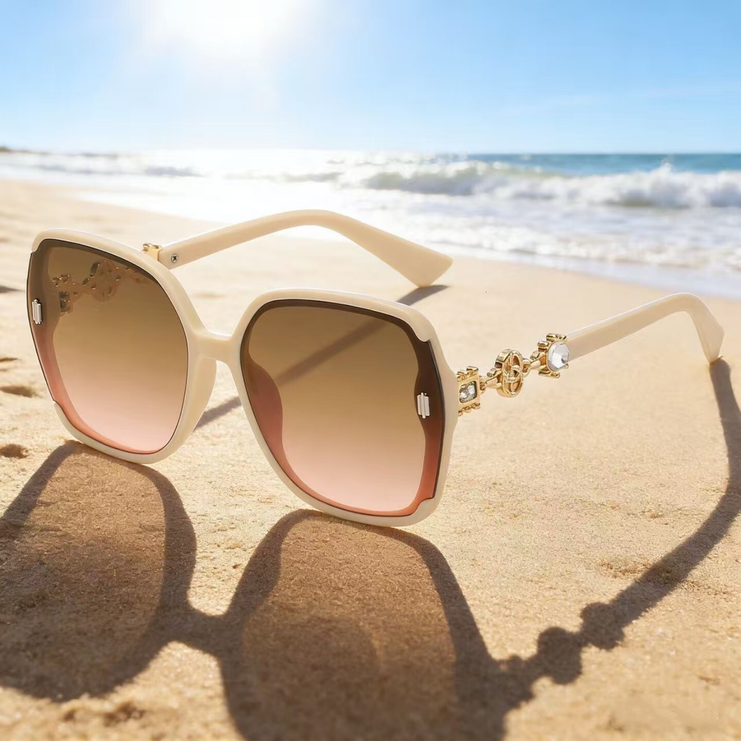 New Style Designer Sunglasses Large Frame UV Protection Eyewear For Women Outdoor Cycling Driving Beach Street Shooting Round Face Slimming Personalit