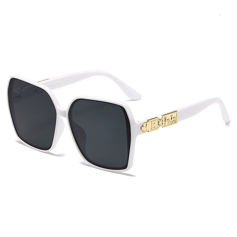 Hot Selling New Square Designer Sunglasses Internet Celebrity Trendy Eyewear For Outdoor Travel Street Shooting UV Protection Face Slimming Fashion Su