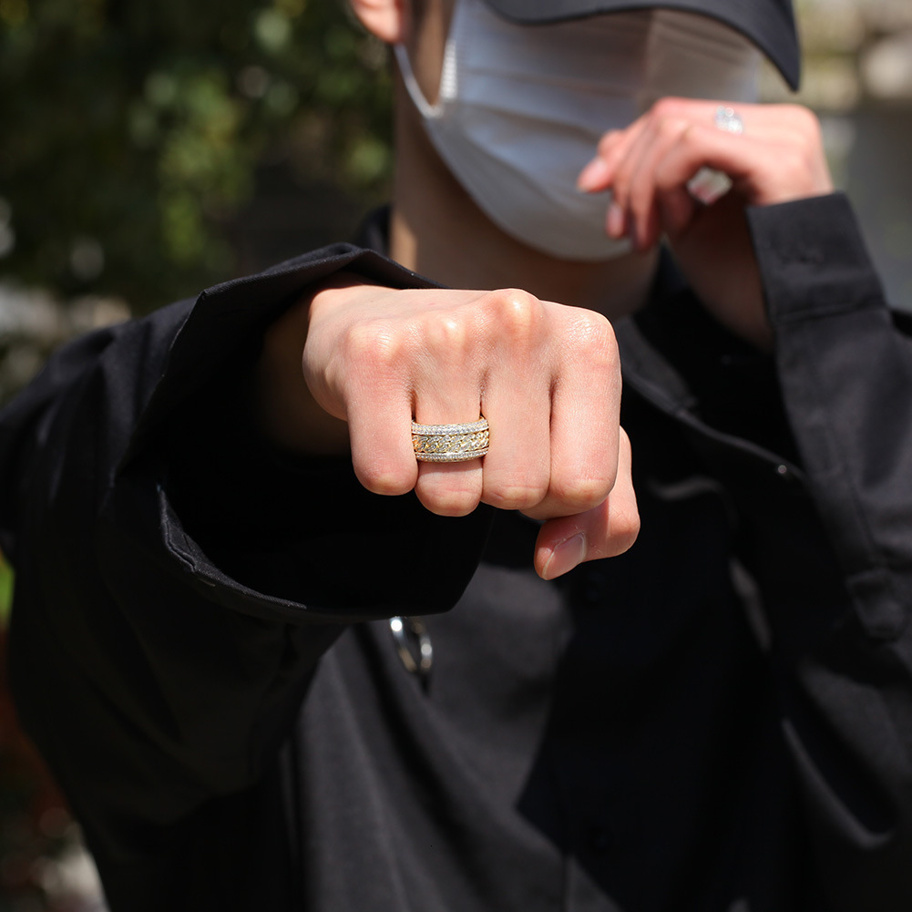 Designer Jewelry Hiphop microinlaid zirconia rotatable ring real gold plated fashionable and unique ring for trendy individuals Luxury brand accessori