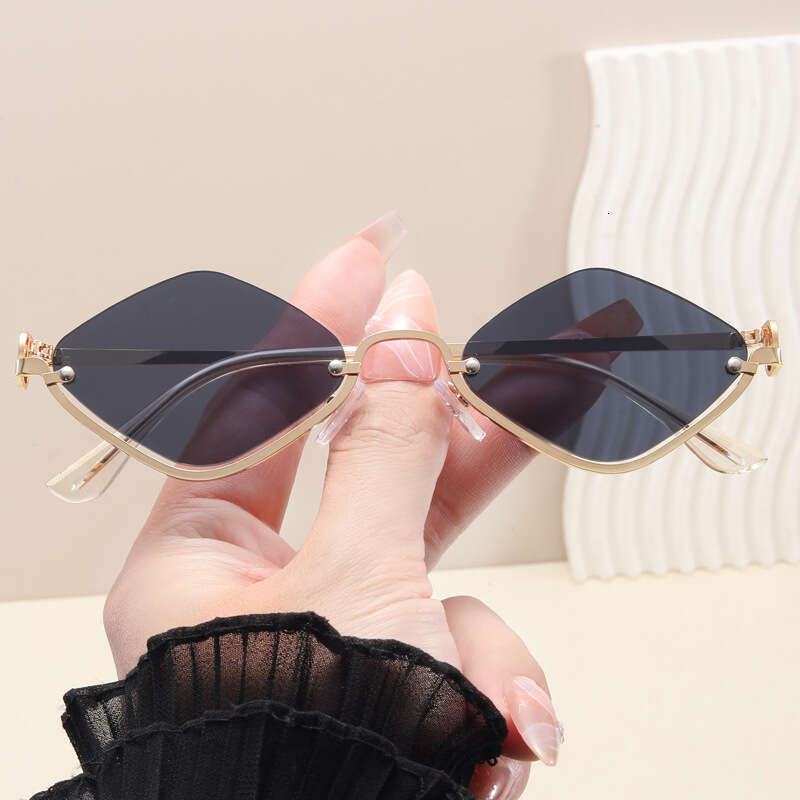 Half-Frame Diamond-Shaped Sunglasses For Men Women, European American Retro Small-Frame Sunglasses, Fashionable And Simple Beach Glasses Chunjinqiuli