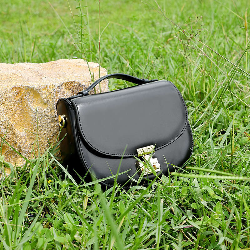 2026 New High-end Genuine Leather Saddle Bag Women Fashion Crescent Mini Handbag Versatile Casual Underarm Shoulder Crossbody Small Purse SENYY