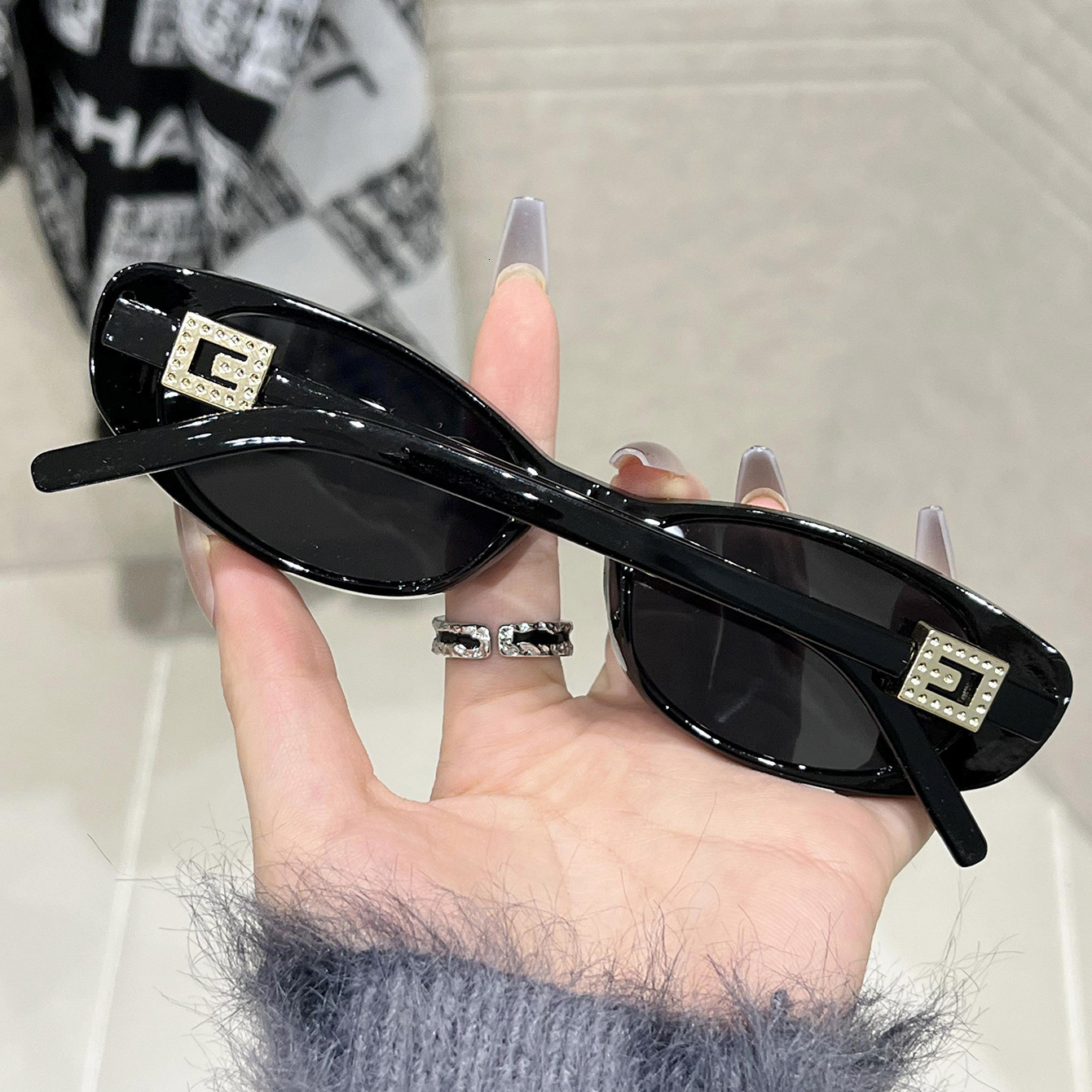 Fashion Street Style Designer Sunglasses Luxury Retro Outdoor Sports Cycling Glasses Sunscreen And UV Protection Trendy Brand Cat Eye Women's Sun