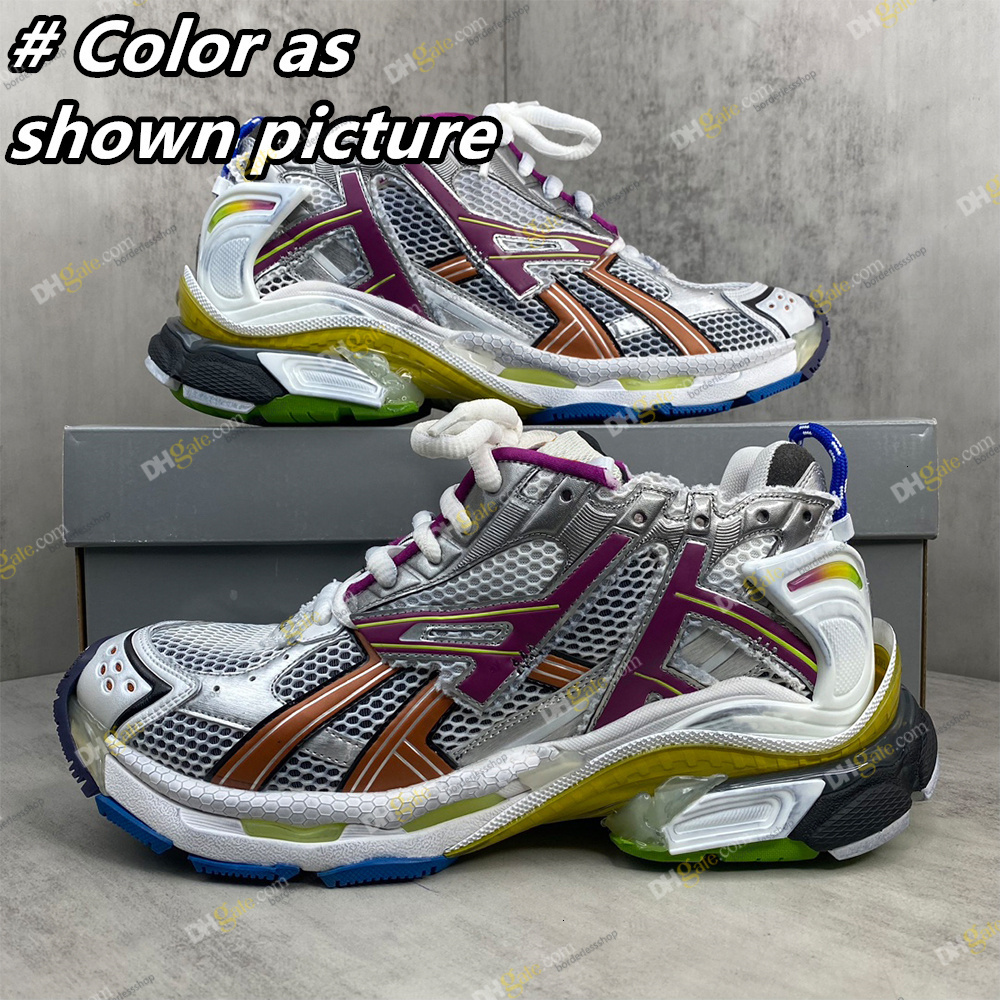 Free Shipping 2027 Designer shoes Track sneakers 70 LED for men women shoe casual sport shoe White Black Green Pink Grey Platform Wmns Runner sneaker 