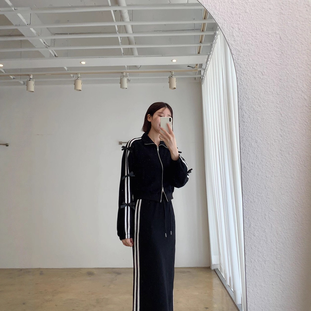 2026 Women's Fall Youthful - reducing Long - sleeve Striped Jacket Embellished with Bows + Straight - tube Maxi Skirt