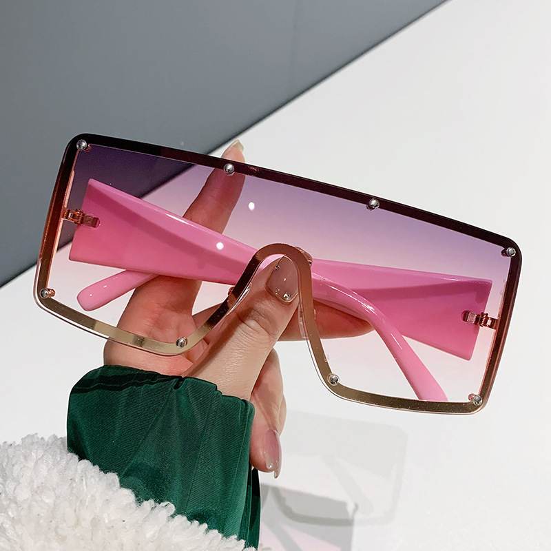 Designer Sunglasses Luxury Fashion Modern Large Frame Unisex Wide Edge European And American Street Hip Hop Sunglasses Outdoor Sunscreen Cycling Glass