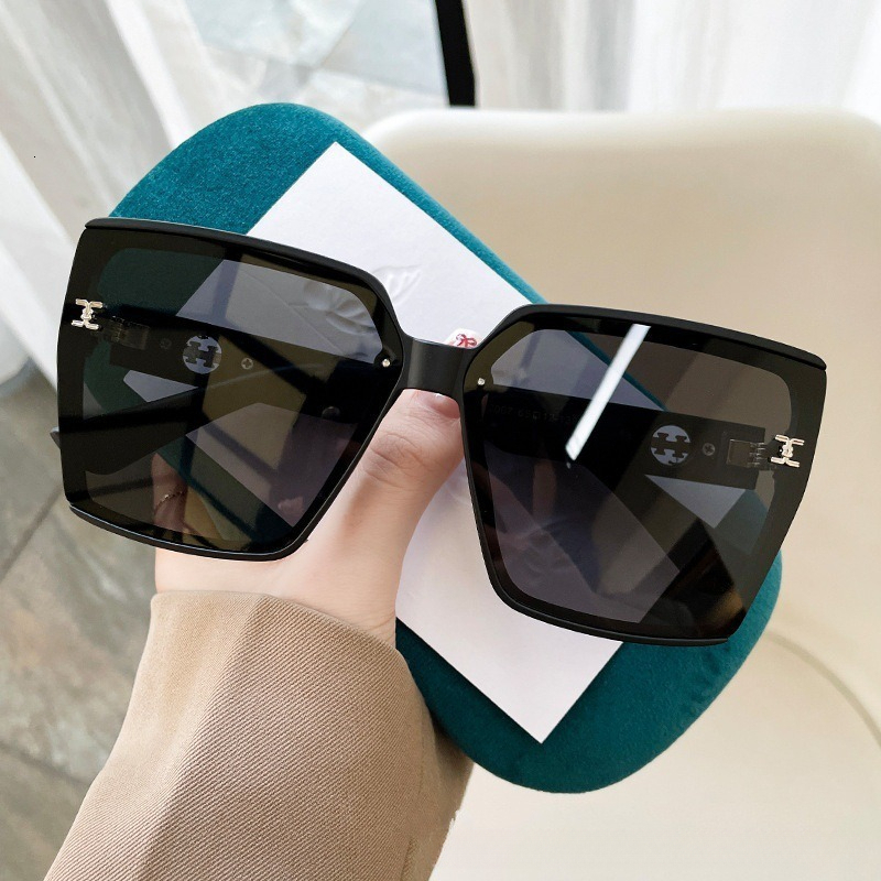 New High end Rimless Polarized Sunglasses Eyewear For Women Outdoor Cycling Driving Beach Street Shooting UV Protection Oversized Round Face Fashion S