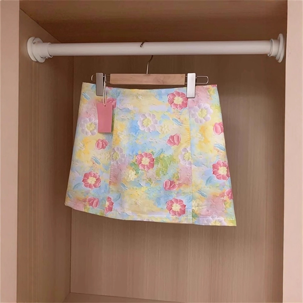 2026 New Arrival Dopamine Dressing Designer Skirt Summer Petite Figure Slim Spice Girl Style Low Waist High Waist Half Skirt Casual Versatile Streetwe