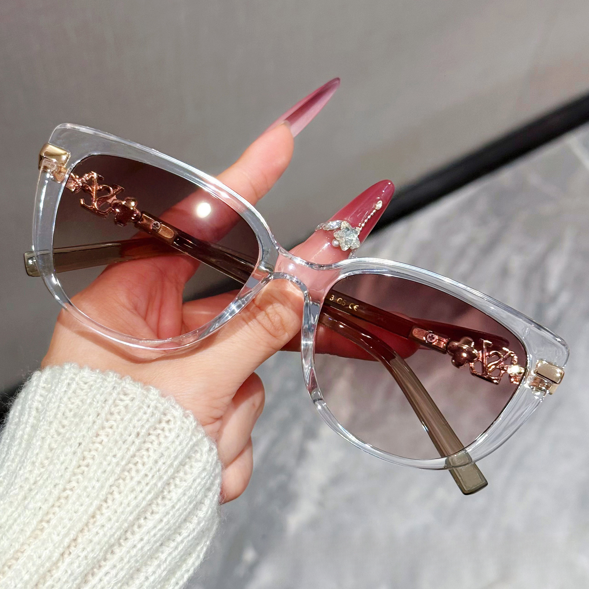 New Light Luxury Diamond Studded Designer Sunglasses, Fashionable Women's UV400 Cat Eye Metal Square Sunglasses, Trendy Must-have Outdoor Sports 