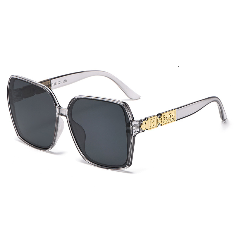 Hot Selling New Square Designer Sunglasses Internet Celebrity Trendy Eyewear For Outdoor Travel Street Shooting UV Protection Face Slimming Fashion Su