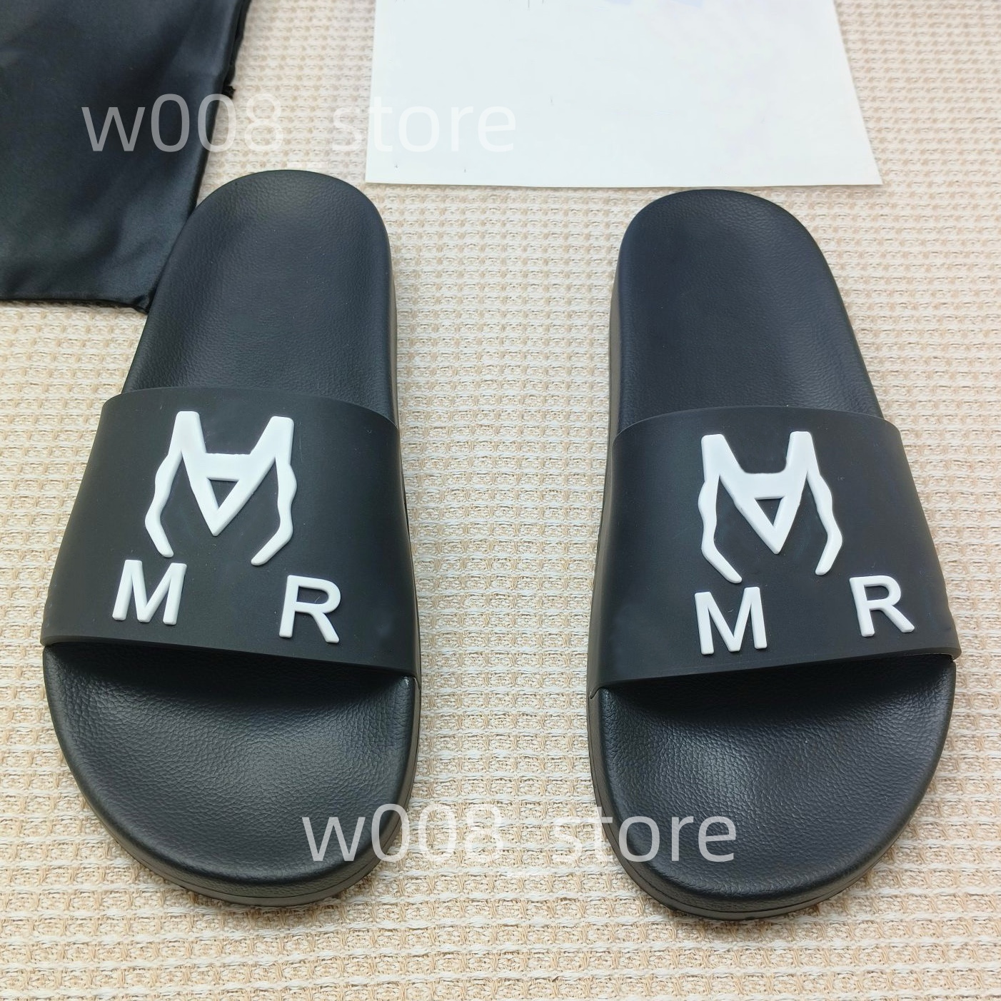 Designer Slides Mens and womens Slippers bloom printing leather Black shoes Fashion luxury summer sandals womens beach slide