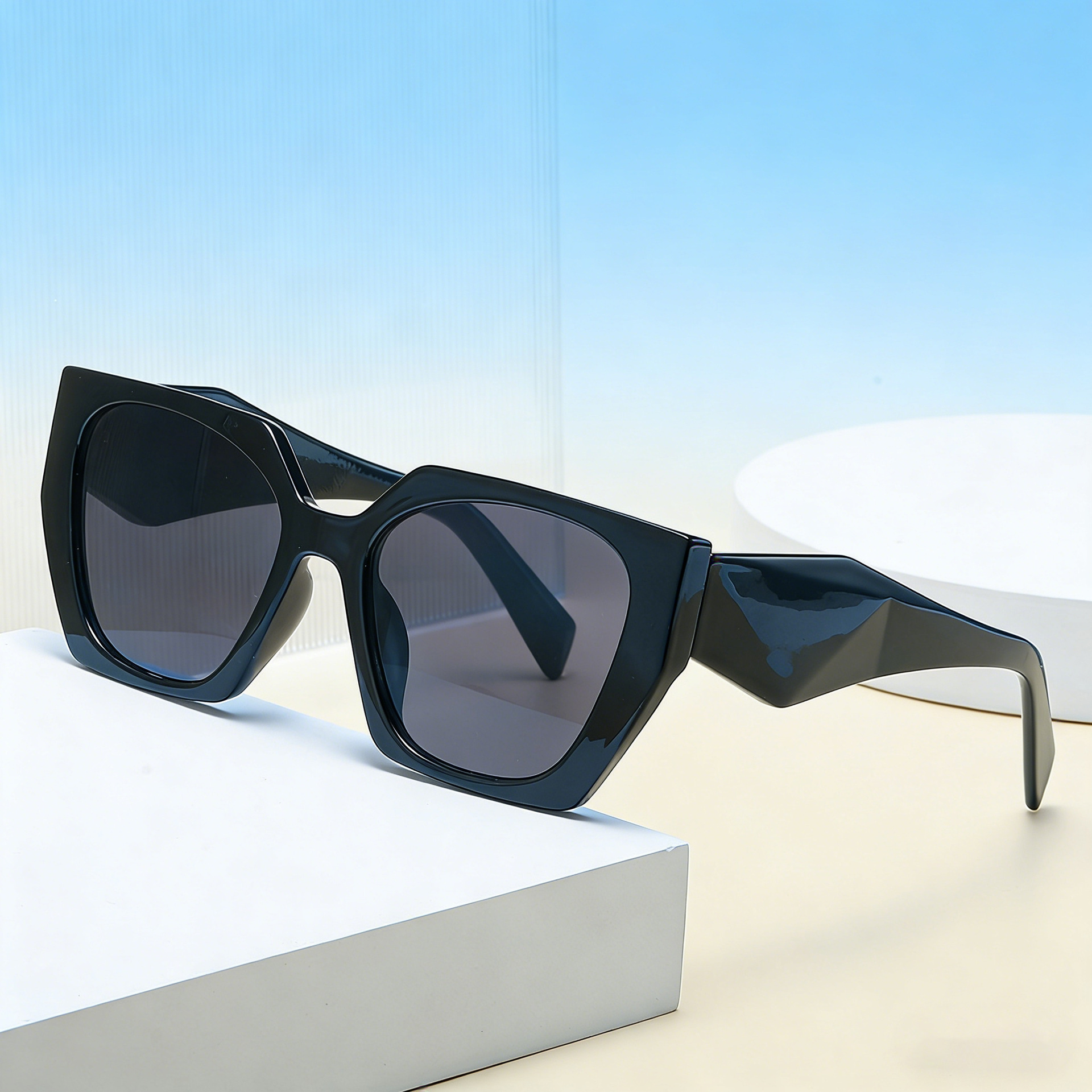 Women New Cat Eye Wide Temple Designer Sunglasses Full Frame UV Protection Polarized Sun Glasses Ins Trendy High Grade Eyewear For Driving Cycling Out