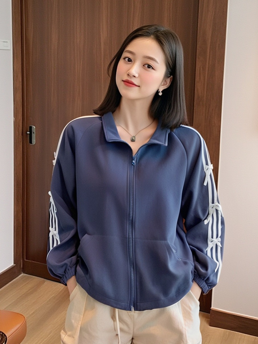 2026 new Women's Plus-Size Bow-striped Coat for 130 - 320 Jin, New Spring and Autumn Style Loose long-sleeved top