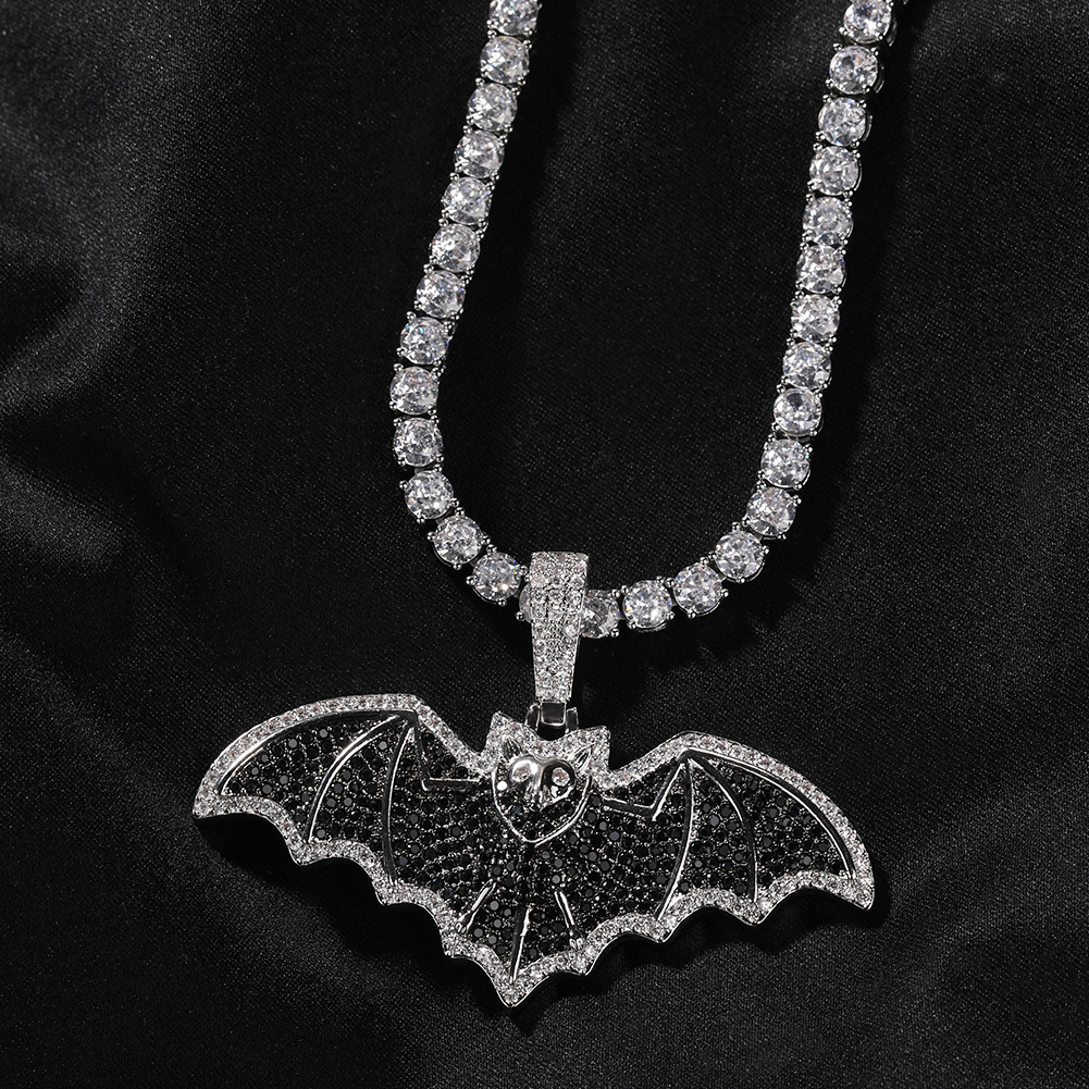 Designer Jewelry Creative New Dark Gothic Style Full Diamond Bat Pendant Personality Fashion Men Hip Hop Rap Necklace Trend Luxury brand accessories