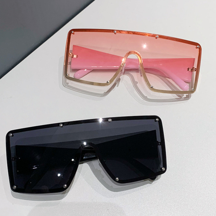 Designer Sunglasses Luxury Fashion Modern Large Frame Unisex Wide Edge European And American Street Hip Hop Sunglasses Outdoor Sunscreen Cycling Glass