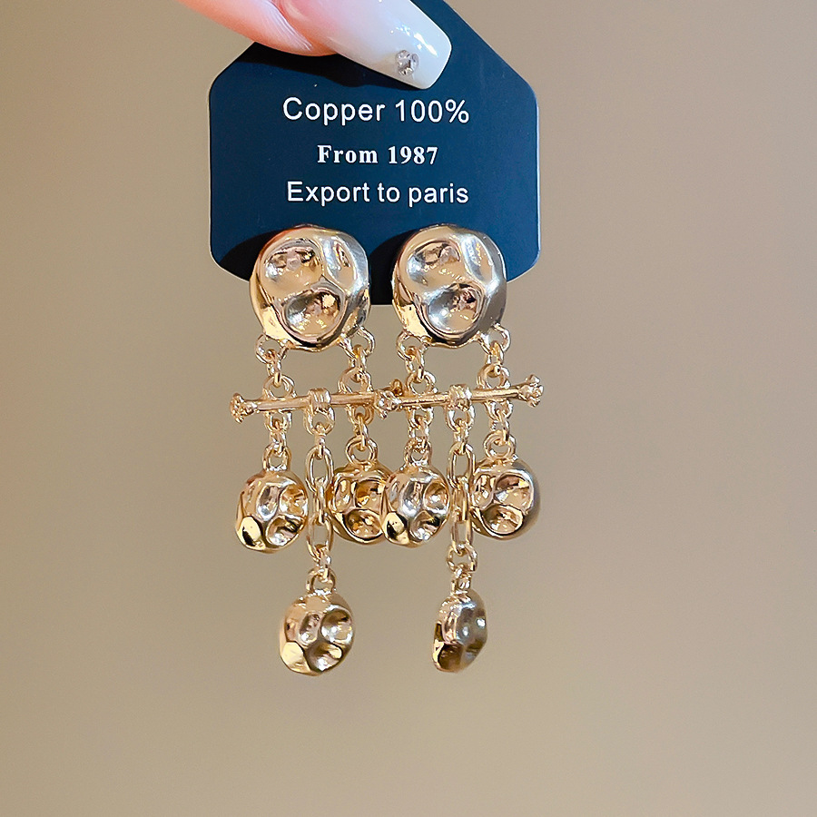 European American cross-border silver needle metal pleated long tassel earrings with a vintage cool vibe, light luxury and high-end feel - view 9