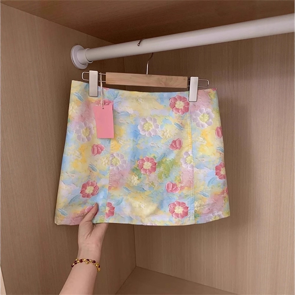 2026 New Arrival Dopamine Dressing Designer Skirt Summer Petite Figure Slim Spice Girl Style Low Waist High Waist Half Skirt Casual Versatile Streetwe