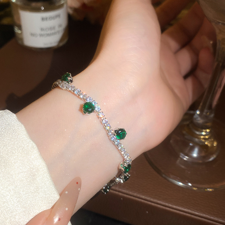 2026 New Colorful Zircon Round Flower Bracelet, Romantic Style Versatile Bangle, Light Luxury High-End Jewelry - view 5