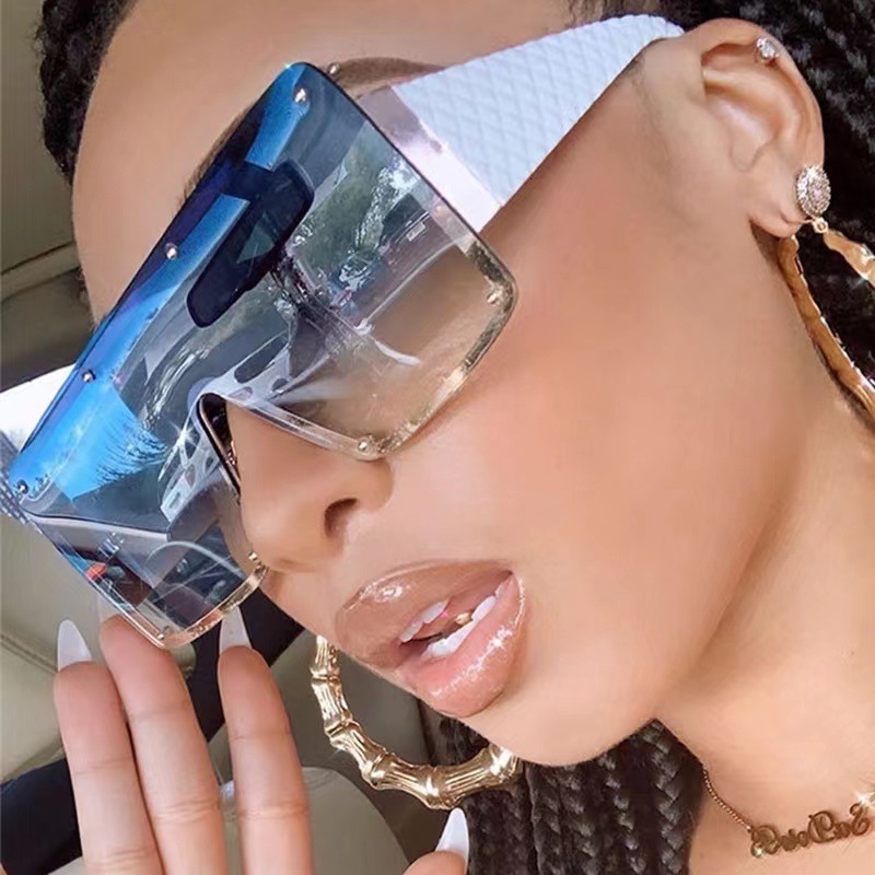 Designer Sunglasses Luxury Fashion Modern Large Frame Unisex Wide Edge European And American Street Hip Hop Sunglasses Outdoor Sunscreen Cycling Glass