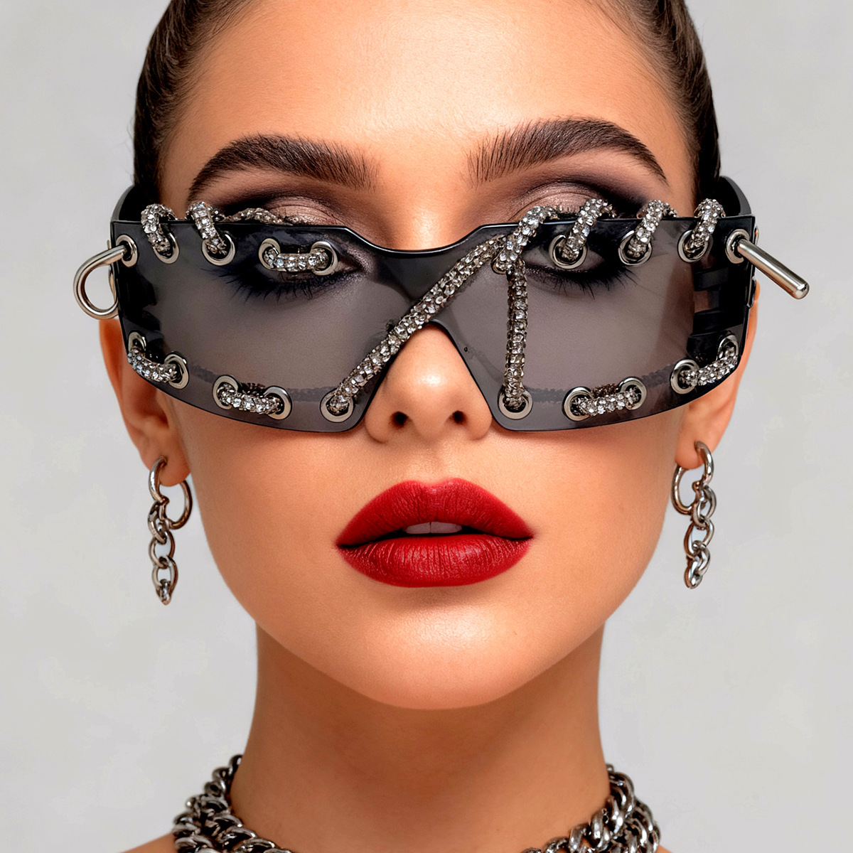Luxury Brand Designer Womens Cyberpunk Y2K Rimless Sunglasses Rhinestone Rivet Metal Ring UV400 Protective Future-Punk Shades for Rave Club