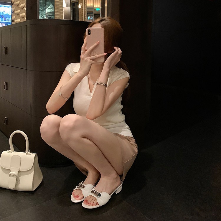 2026 Summer New Thick Designer Heel Slippers 4cm Versatile Crocodile Pattern Lock Sandals for Women