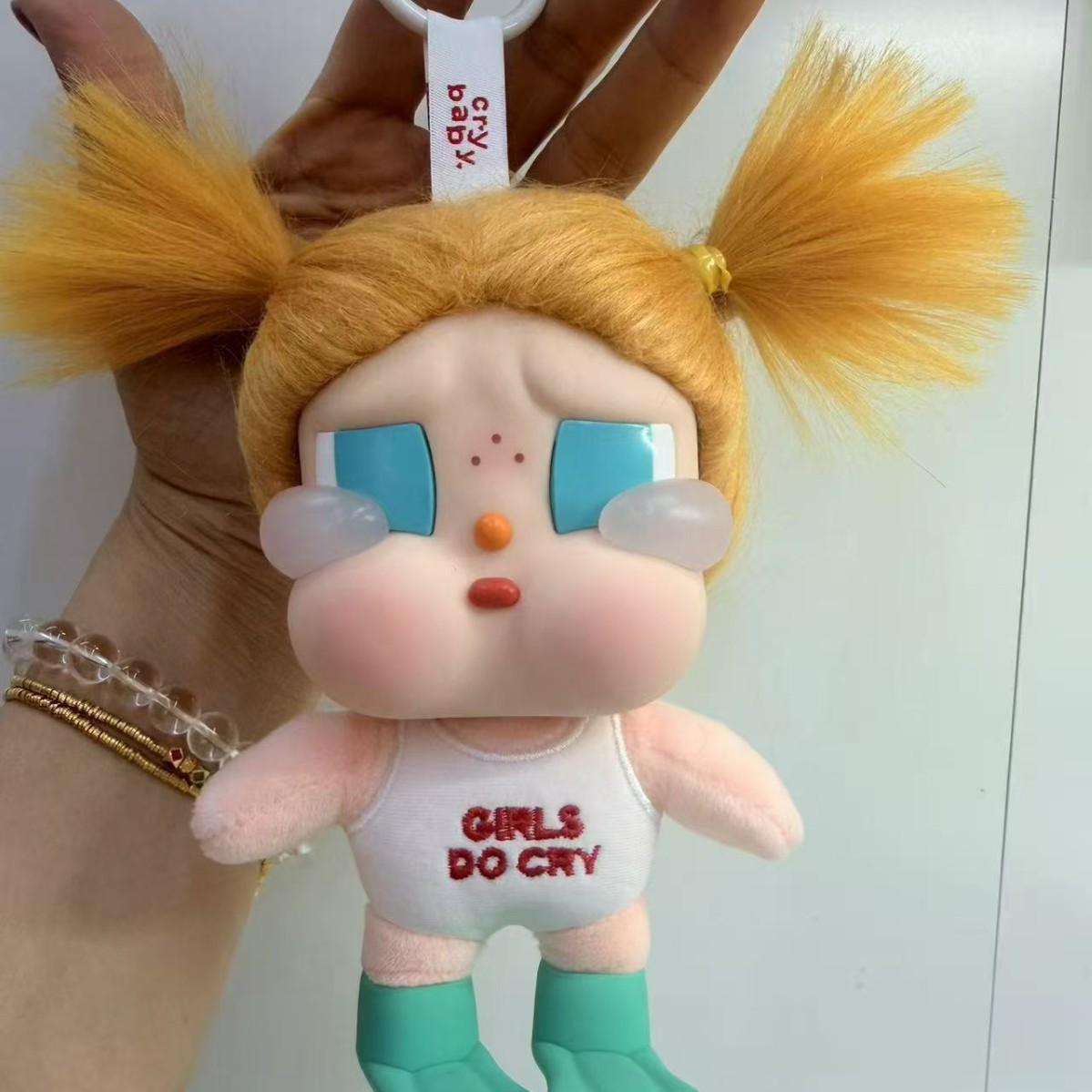 CRYBABY Vacation Mode On Series Vinyl Doll Blind Box Mystery Box Toy Kawaii Ornaments Figurines Home Desktop Model Gift QIAOWANTONG