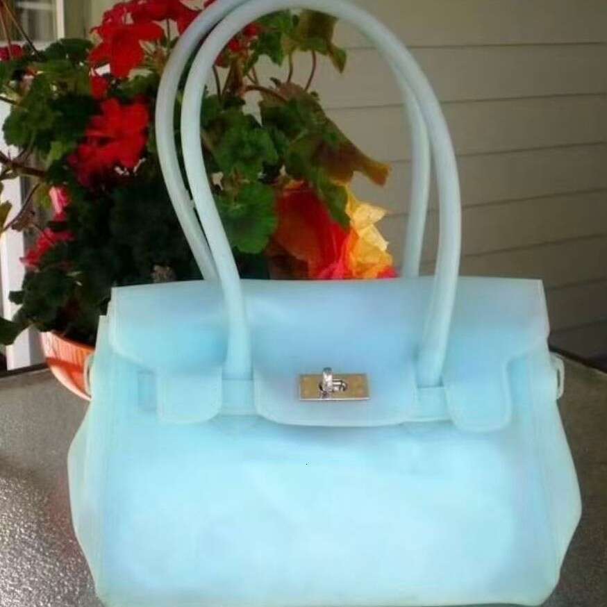 Jelly 2026 Summer New Commuting Tote Fashionable Transparent Large Capacity Underarm Bag For Women