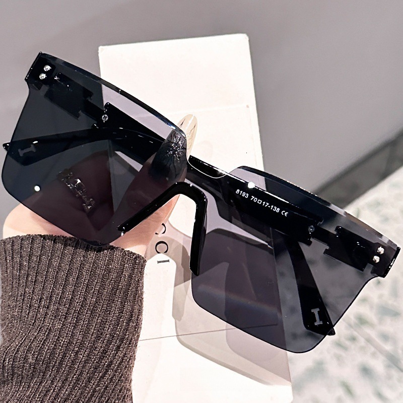 UV400 UV Resistant One-piece Designer Sunglasses Luxury Fashion Frameless Square PC Slim Sparkling Letter Legs Trendy Outdoor Glasses Women's Par