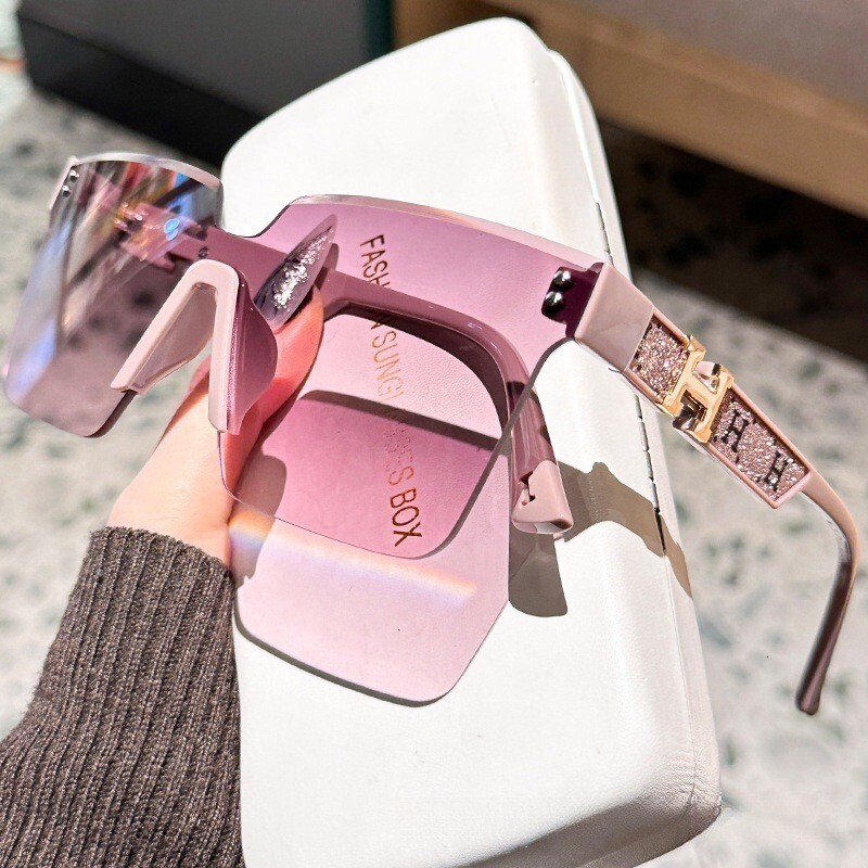 UV400 UV Resistant One-piece Designer Sunglasses Luxury Fashion Frameless Square PC Slim Sparkling Letter Legs Trendy Outdoor Glasses Women's Par