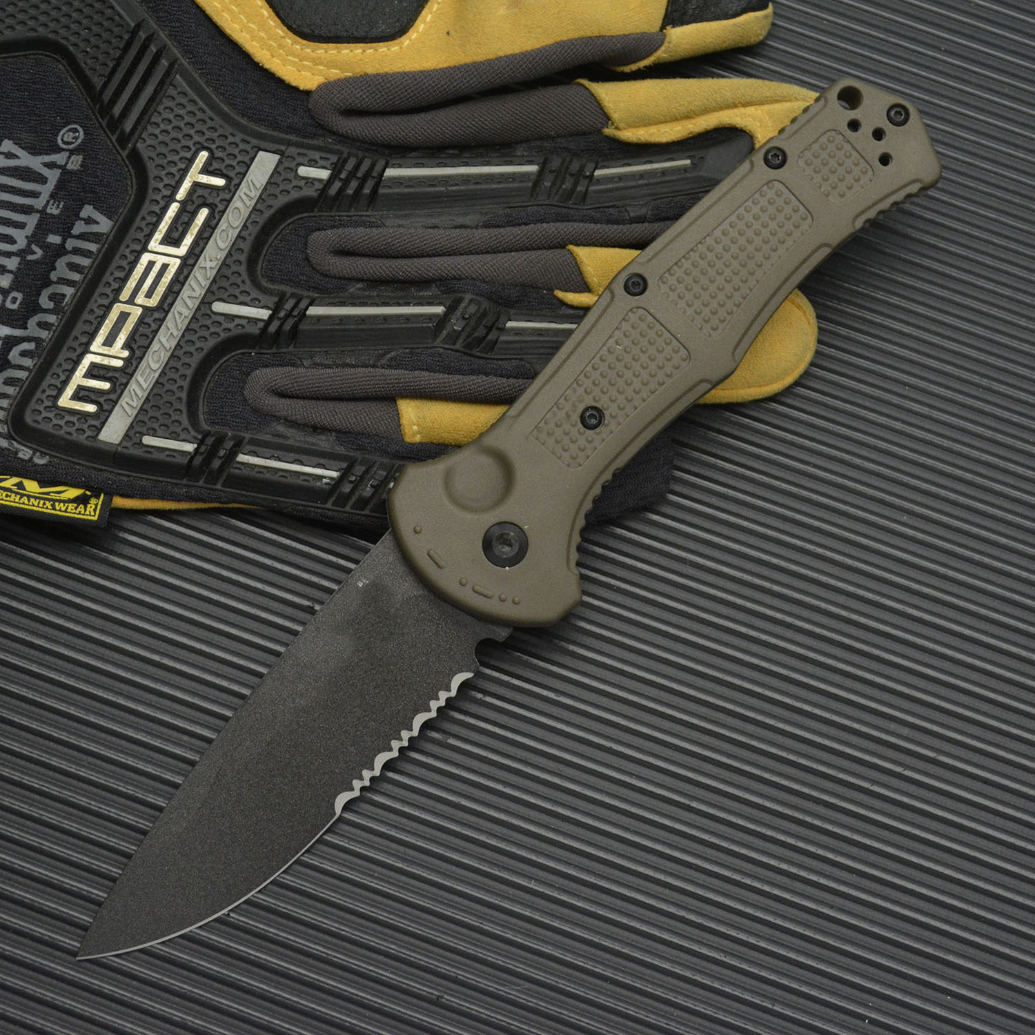 New 9070 Small Folding Knife EDC Camping Hiking Tools High Quality D2 Blade Nylon Fiber Handle Outdoor Pocket Knife