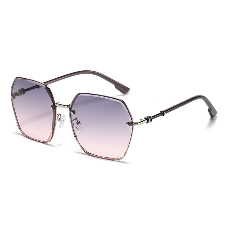 New Metal Framed Women's Designer Sunglasses Luxurious Summer UV380 UV Protection Outdoor Travel Leisure Sports Cycling Glasses Trendy Accessorie