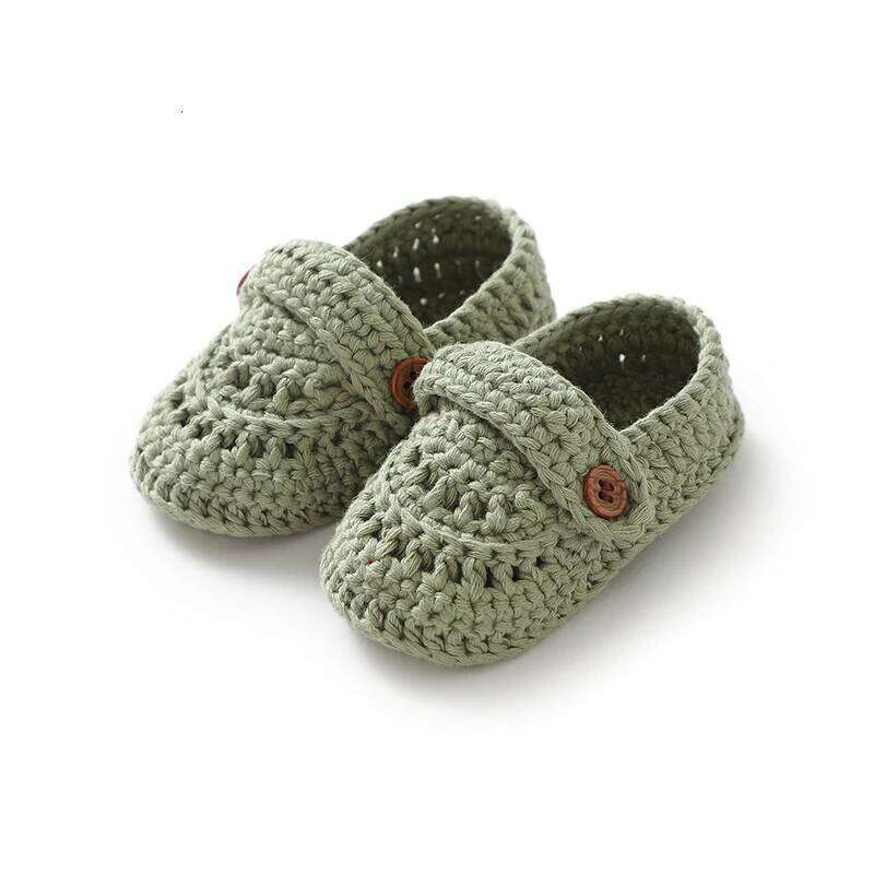 Baby Girls First Walker Shoes Adorable Solid Hand Knit Newborn Infant Slip On Prewalkers 0-12m Toddler Outdoor Indoor Floor Wear 26L0504