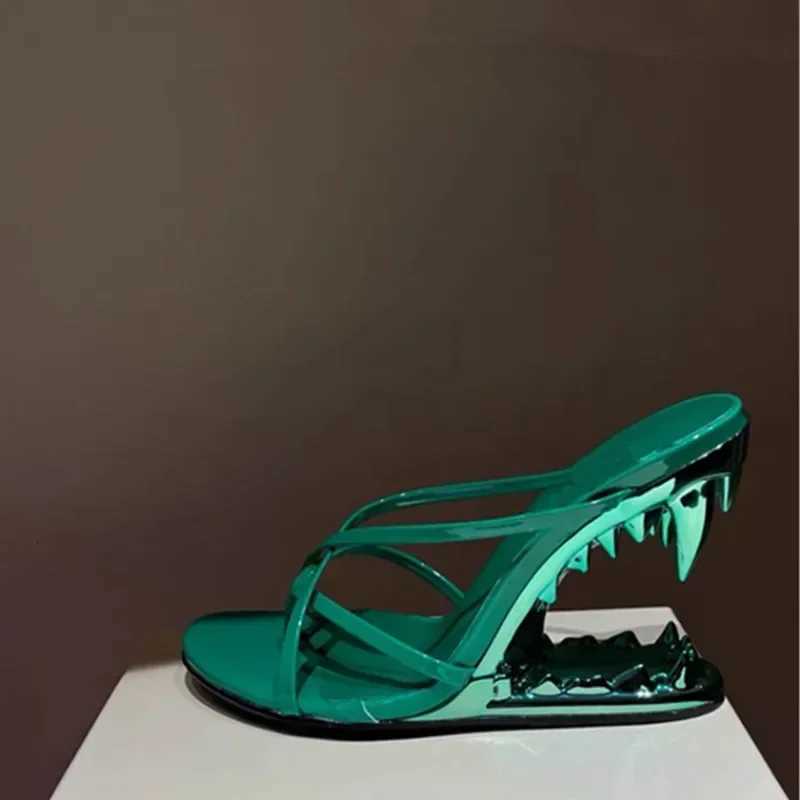 2026European and American Summer New Metal Tooth Sandals High-heeled Shoes Fashion Shows Womens Dresses 44 Size Sandals X260504