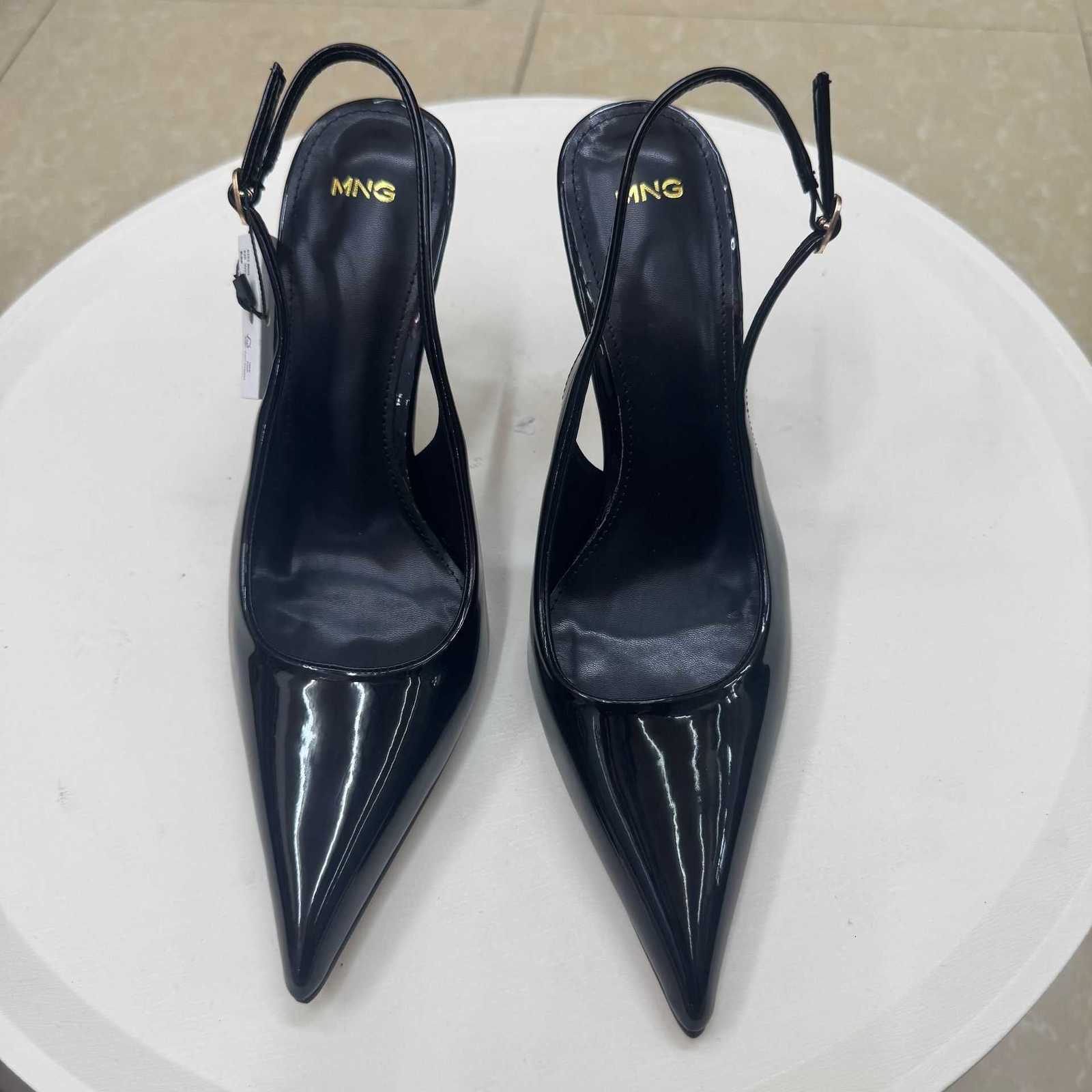 with box Sandals Designer Luxury Classic MNG Mango Summer New Pointed Toe Patent Leather Sexy Buckle Closed-Toe High Heel Stiletto Sandals for Women X