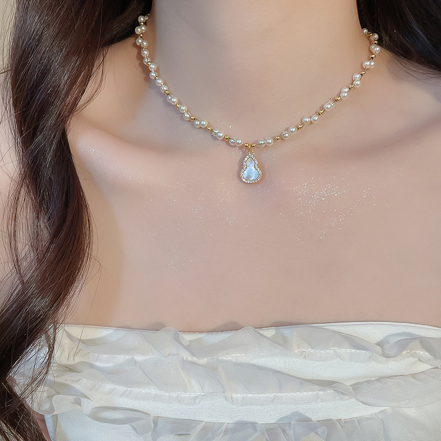 French vintage silver needle zircon bow pearl earring and necklace set 2026 new light luxury high-end jewelry - view 4