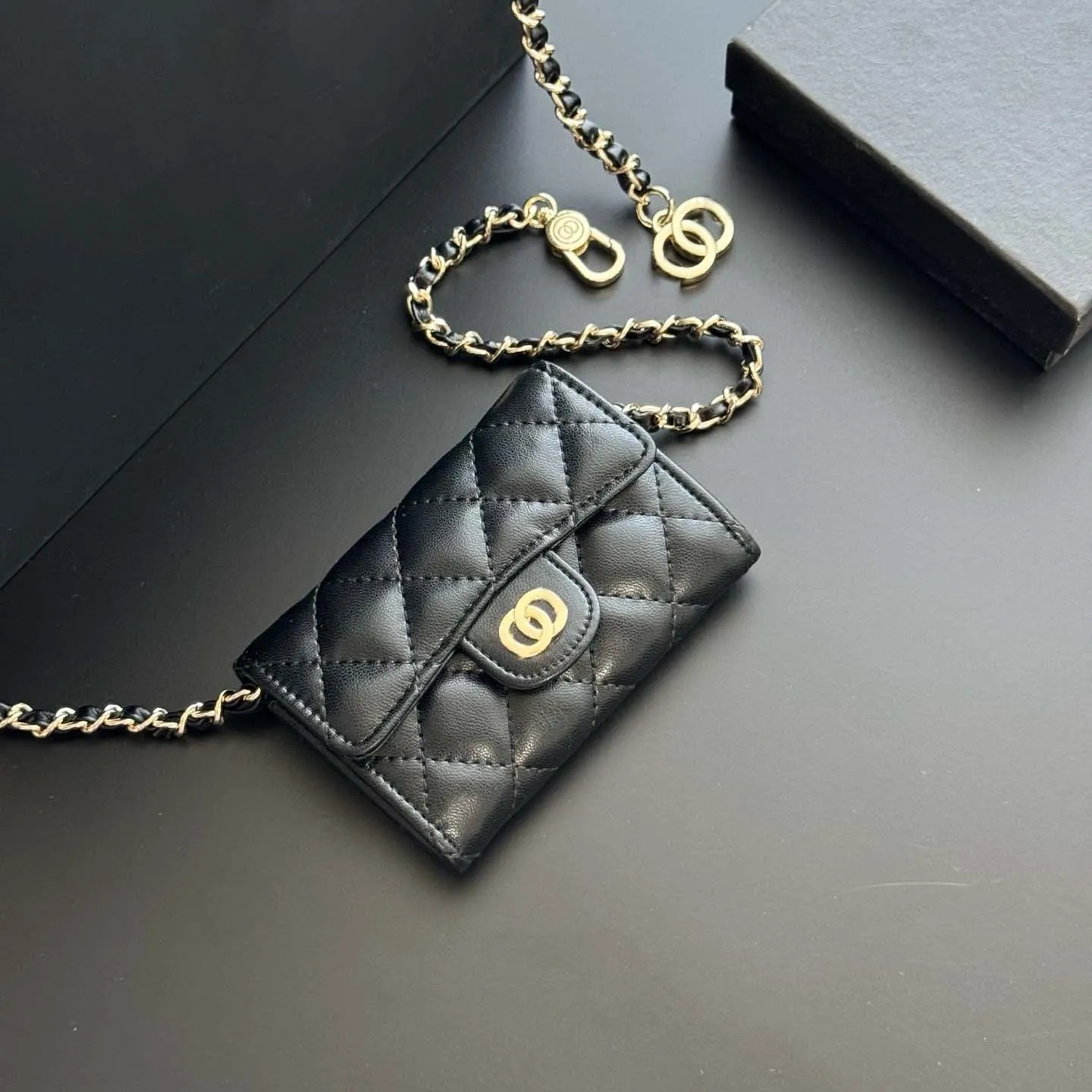 wallet designer Luxury Wallets Women's Card Holders Caviar Lambskin Chain Bags Mini Shoulder bag Solid Colors Metal Chain Cute wallet bag wallets 10A.