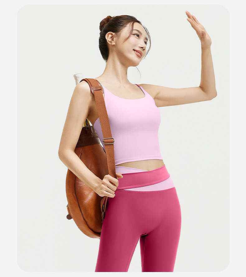 Women's High Elastic Yoga Outfit, Breathable Barely There Sports Suit, Contrast Color Design with Built-in Fixed Cup, Quick Dry Fitness Activewea
