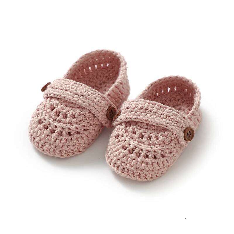 Baby Girls First Walker Shoes Adorable Solid Hand Knit Newborn Infant Slip On Prewalkers 0-12m Toddler Outdoor Indoor Floor Wear 26L0504