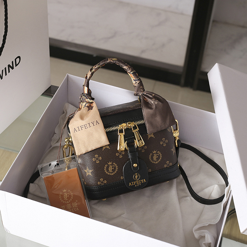 Free Shipping luxury bag Vintage Monogram Box Bag for Women 2026 New Silk Scarf Top Handle Crossbody Shoulder Purs hot