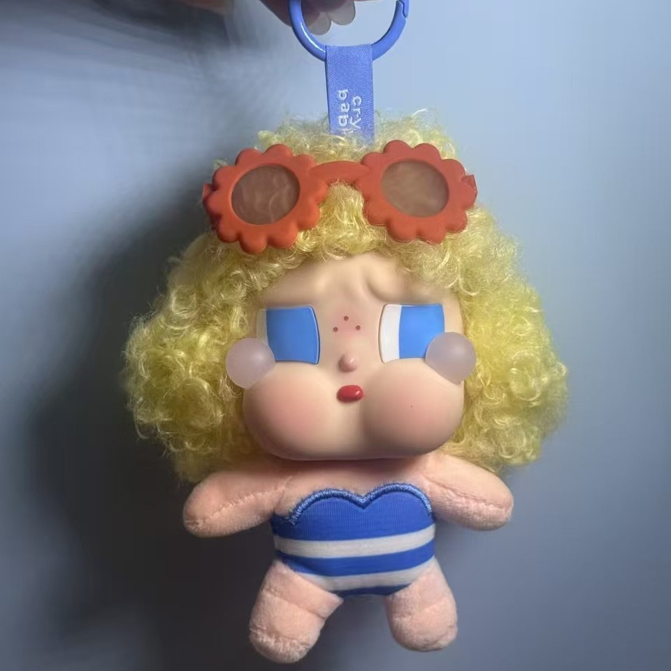 CRYBABY Vacation Mode On Series Vinyl Doll Blind Box Mystery Box Toy Kawaii Ornaments Figurines Home Desktop Model Gift QIAOWANTONG