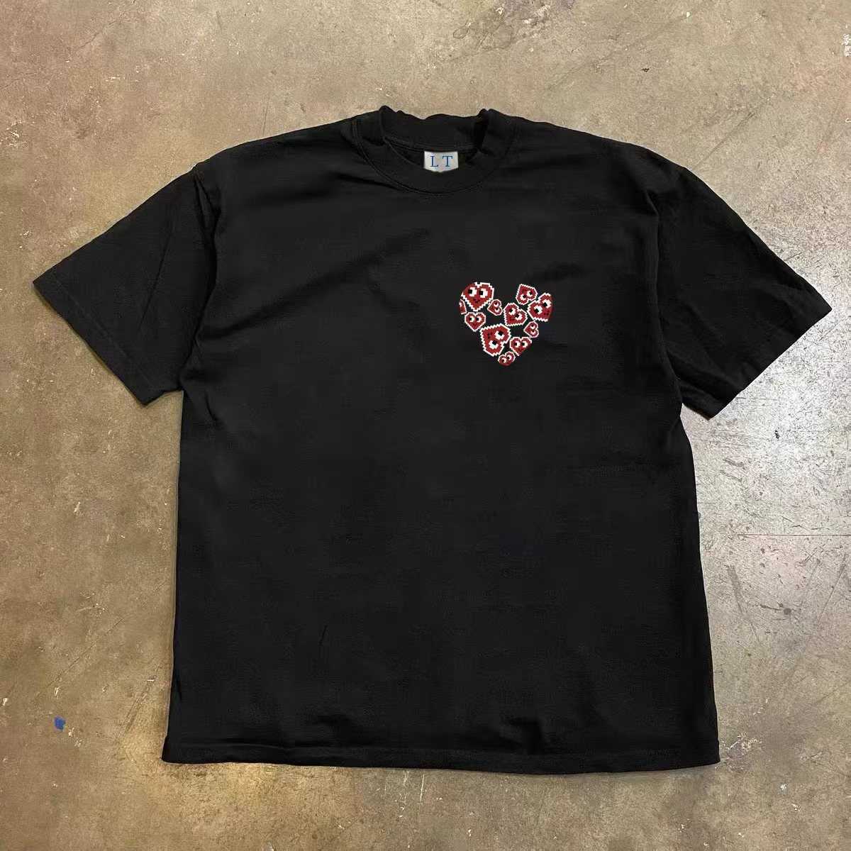 Light luxury round-neck T-shirt short-sleeved stylish and casual pure cotton unisex new model with heart print simple and loose-fitting top