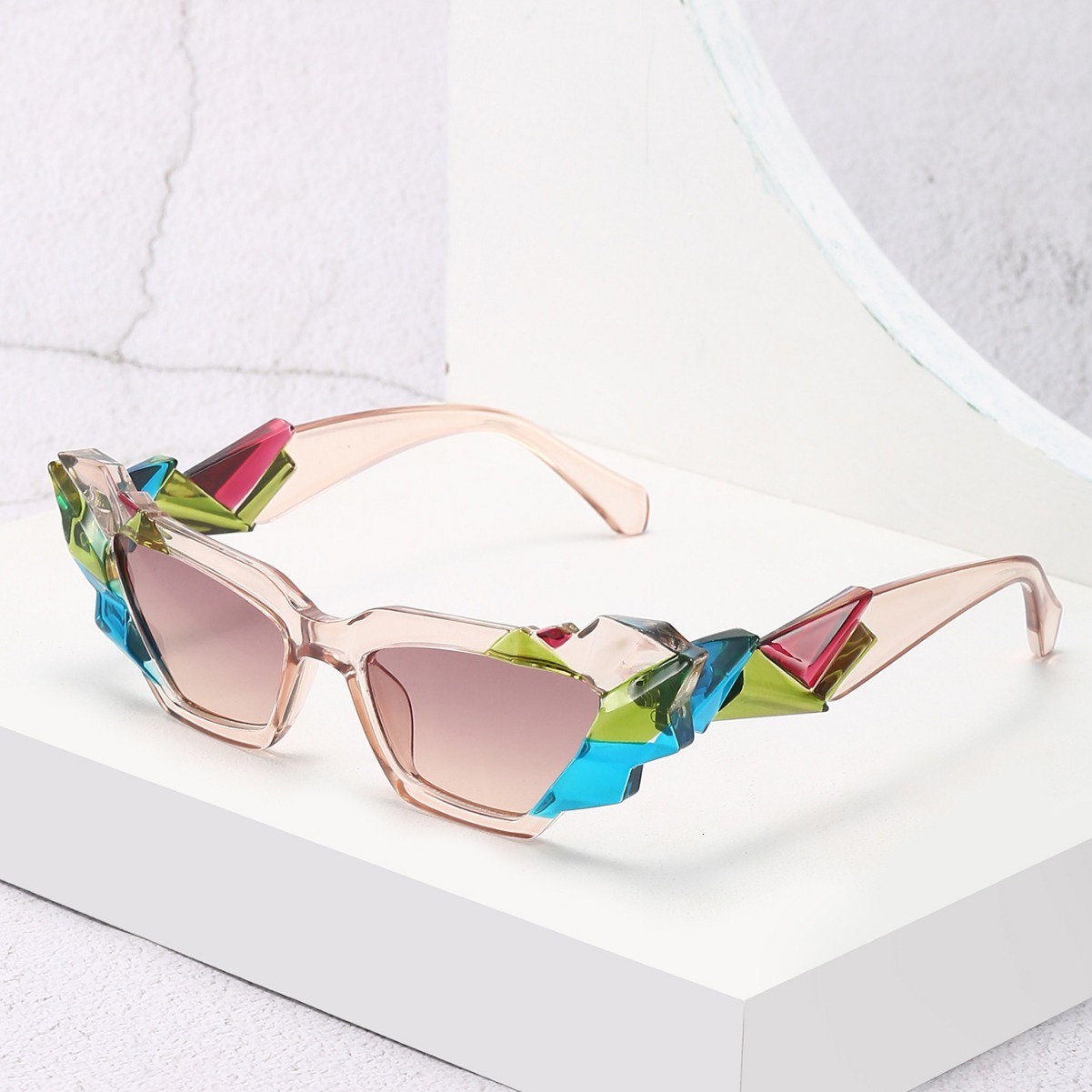 Free Shipping New Versatile Personality Irregular Fashion Cat Eye For Women Internet Celebrity Trendy Ins Sunglasses