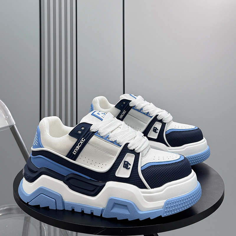2026s Advanced casual shoes with ultra-thin and soft sole comfortable outdoor running shoes for young people