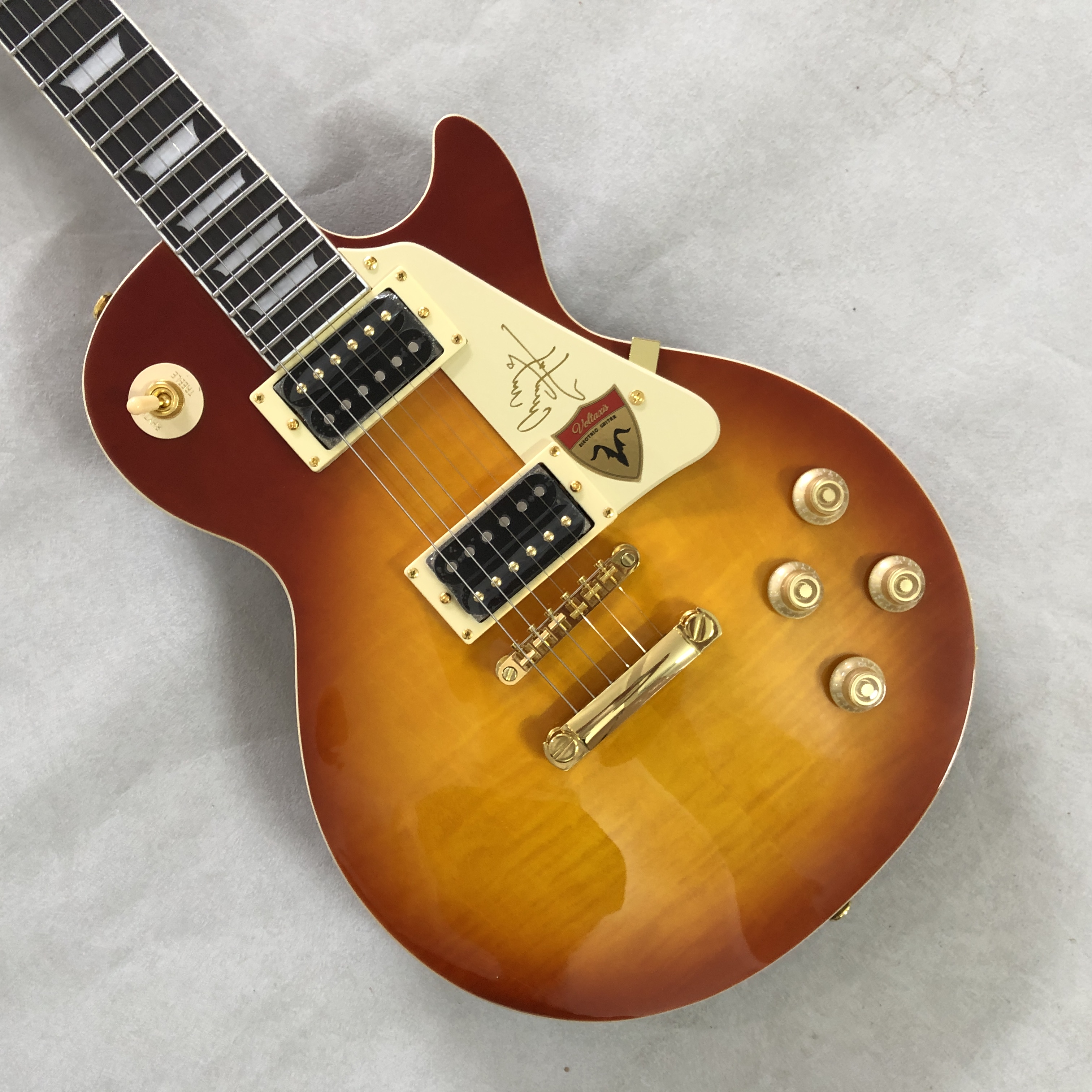 Rock guitar, caramel color, 22frets, mahogany panel, rosewood fingerboard, HH pickup, the best choice for birthday gifts, free shipping